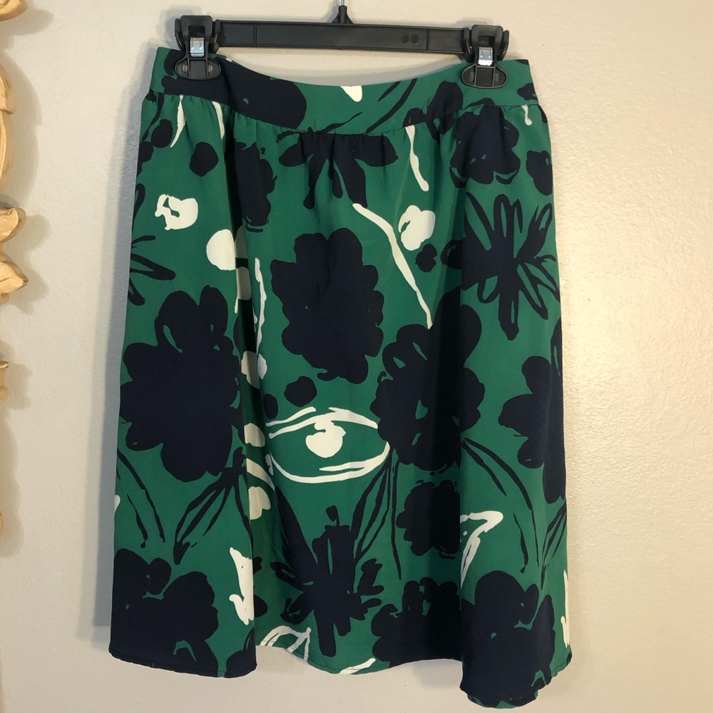 Molly & Isadora, Gorgeous A-Line Skirt w/ POCKETS.